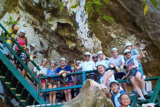 16 Lines Zipline, Cave and Mud Spa Combo Tour with Lunch in Fiji - Getting muddy at Tifajek Mud Pool and Hotspring