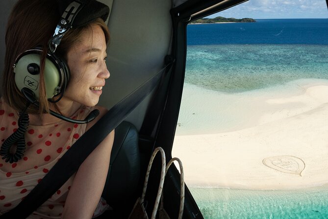 25 minutes Mamanuca Island Tour - Likuliku Lagoon Resort from the sky