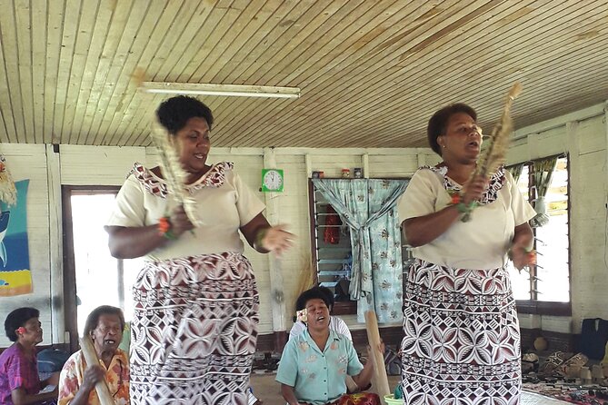 Coral Coast Sightseeing & Pottery Village Tour - Why the Coral Coast makes a good day trip from Nadi
