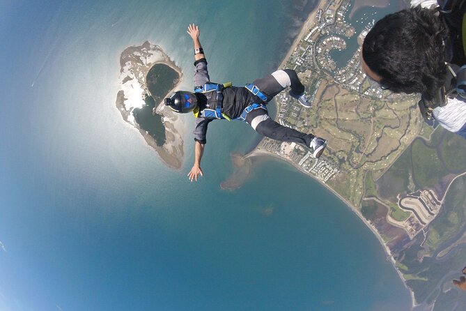 Extreme 12000ft Tandem Jump (45 seconds free fall) - Is the $611 price good value?