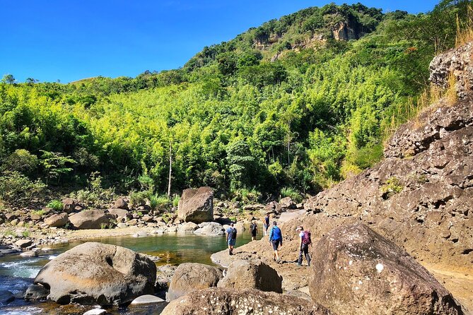 Fiji 2 Night Hiking Adventure and Cultural Experience - Day 1: From your hotel to Naga village