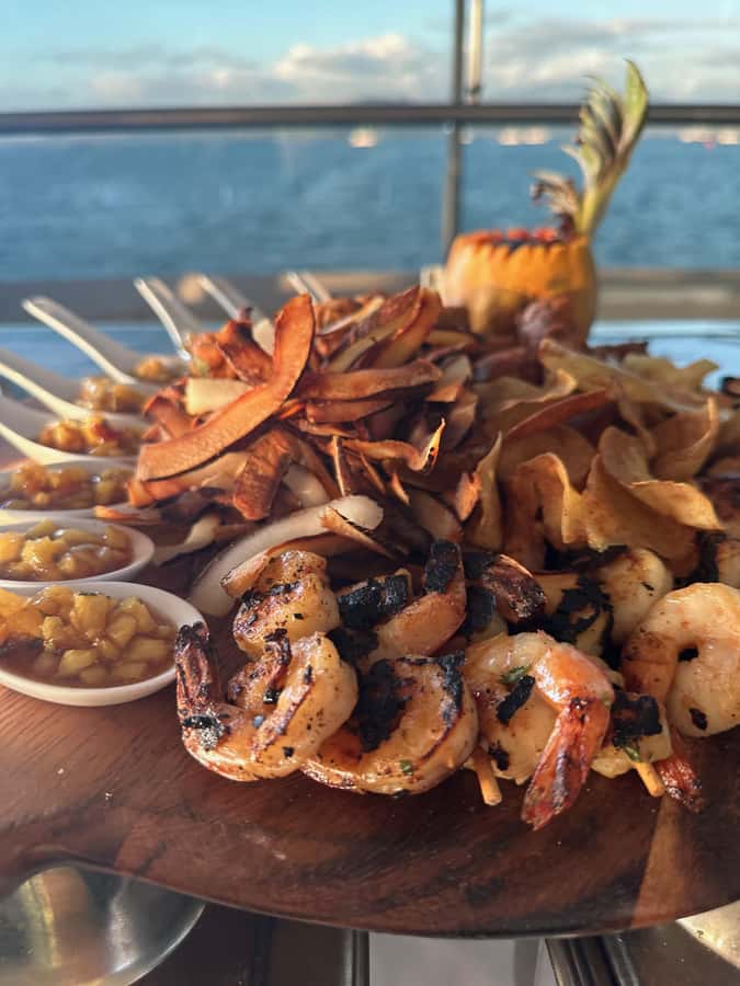 Fiji: Captain Cook Cruises Sunset Dinner Cruise - What the $89 price really covers