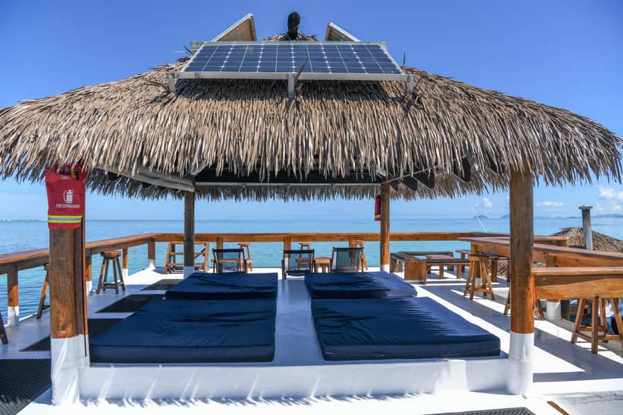 Fiji: Cloud 9 Floating Bar and Pizzeria Day Trip - Who will enjoy Cloud 9 most?