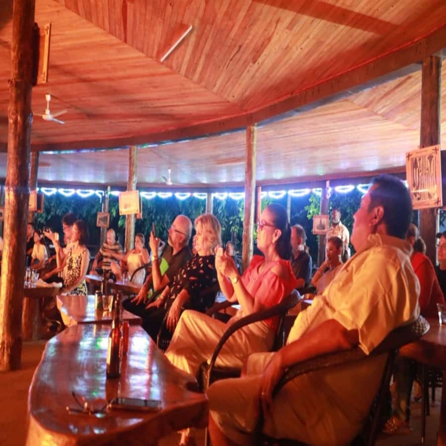 Fiji: Cultural Village Evening Tour with Dinner and Show - From Nadi Roads to a Fijian Village