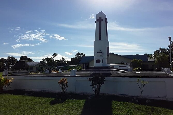 Fiji Local Village, Market, Temple & Garden of Sleeping Giant with Mud Pool Tour - Sabeto Hot Springs and Mud Pool, the day’s playful finish