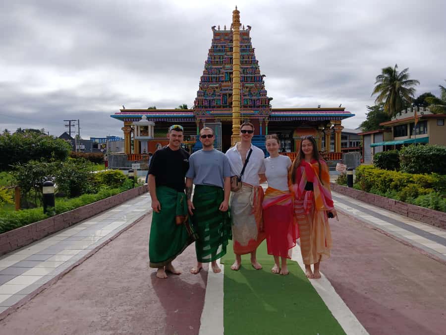 Fiji: Nadi Tour with Tifajek Mudpool and Hotspring Visit - Sri Siva Subramaniya Temple and Nadi’s market circuit