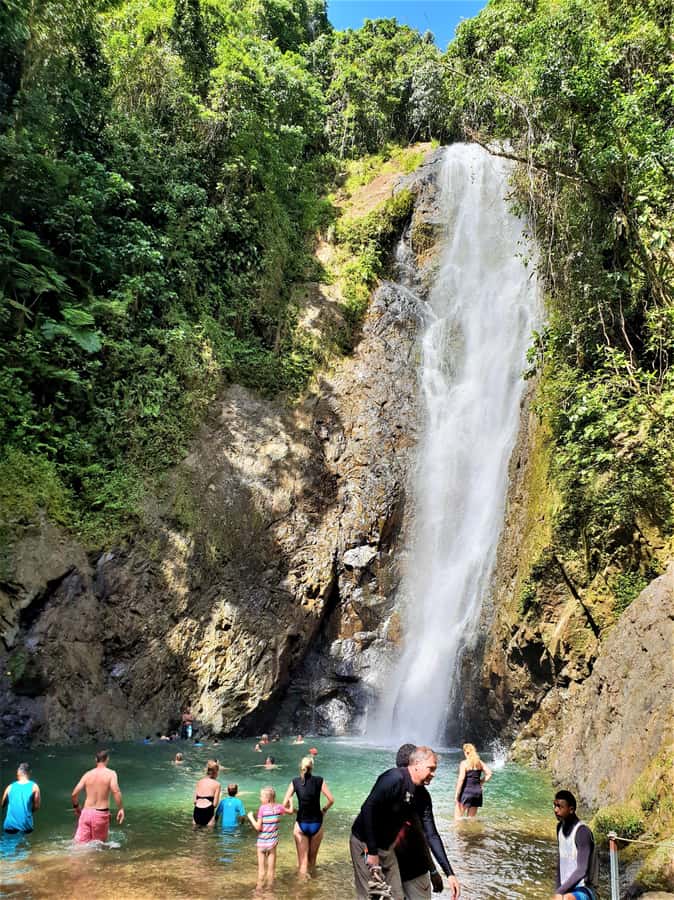 Fiji: River Tubing Adventure with Lunch - Riding upriver into the Namosi Highlands