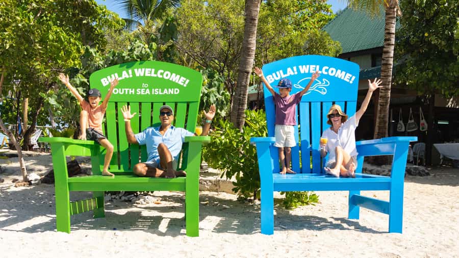 Fiji: South Sea Island Finding Nemo ex Port Denarau - South Sea Island Before the Crowds Arrive