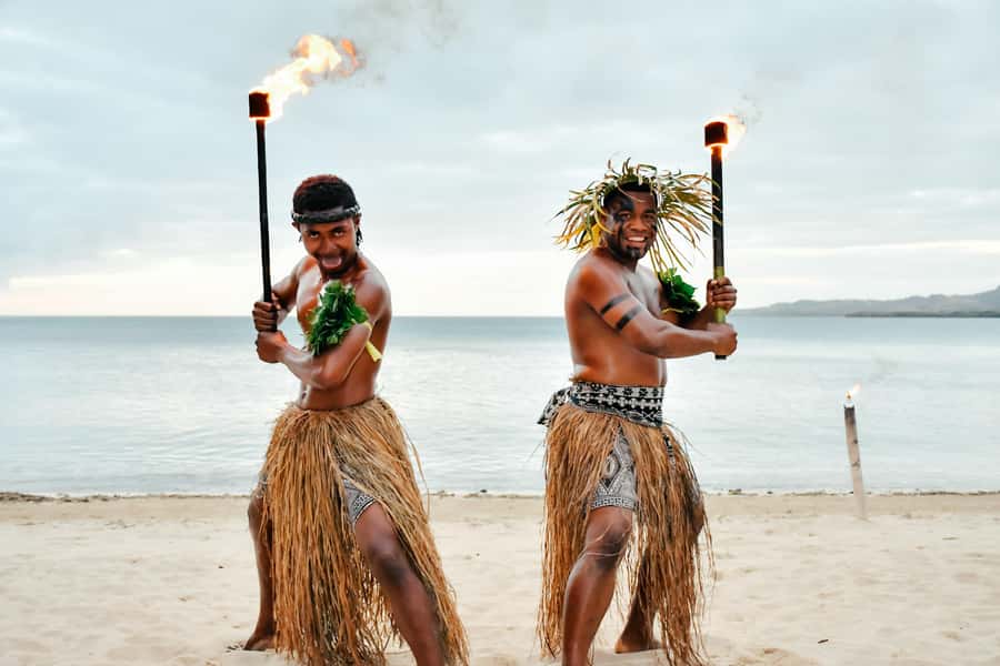Fiji: Sunset Cruise with Dinner and Fire Show - A long afternoon from Nadi to the Tuva River