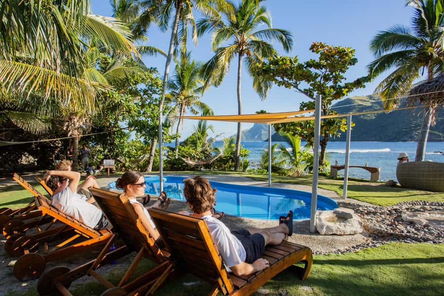 Fiji: Ultimate Encounters Snorkel with Sharks and Lunch - Should you book the Kuata shark experience?