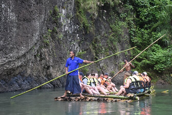 Jewel Of Fiji Incl Fijian Village Waterfall Pacific Harbor Hotels - A 45-minute ride up the Navua River