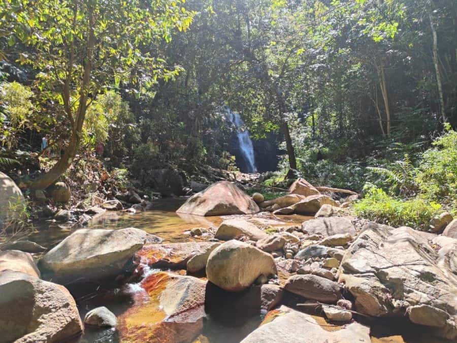 Largest zipline/Cave & Biausevu waterfall Discovery tour - What this Fiji combo tour actually includes