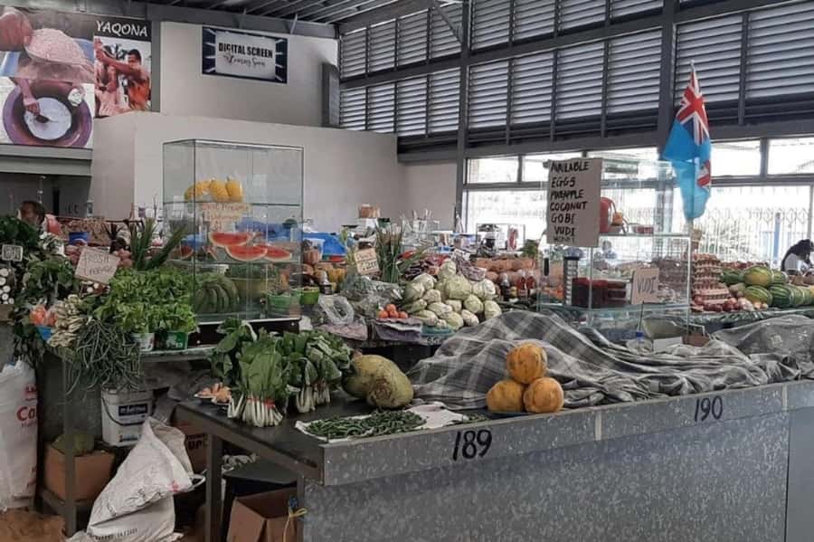 Nadi: Private Tour with Temple, Garden, Markets & Mud Pools - Getting a taste of Nadi Produce and Handicraft Markets