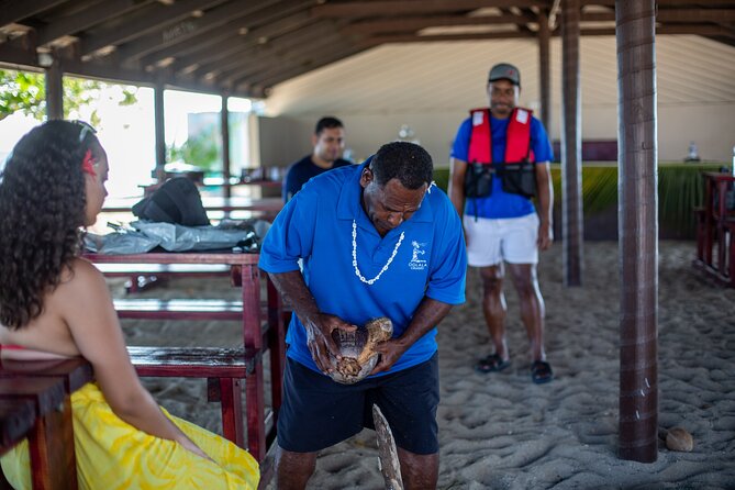 Oolala Cruises on Savala Island - Three hours of water activities at Savala Island