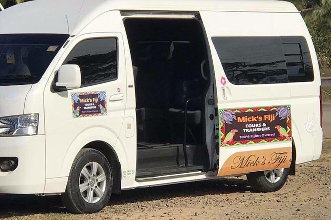 Private Transfers Nadi Airport Fiji to Intercontinental Resort / Yatule Resort - The supermarket stop is a small but useful extra