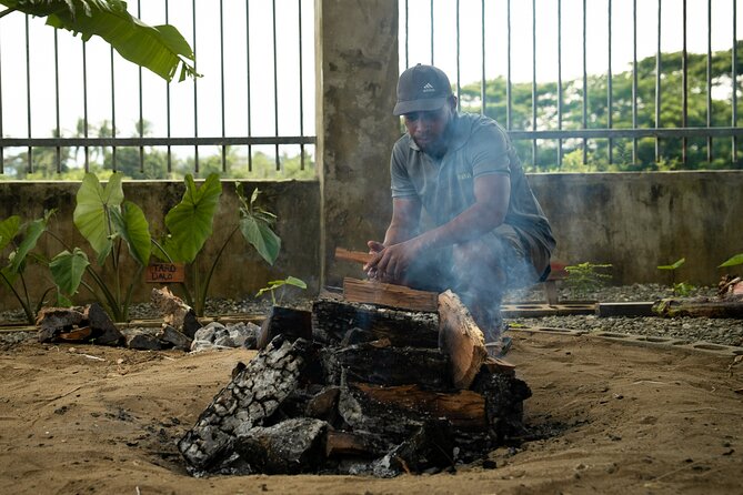 Vavavi - Fijian Cooking & Cultural Experience - A local market before the cooking begins
